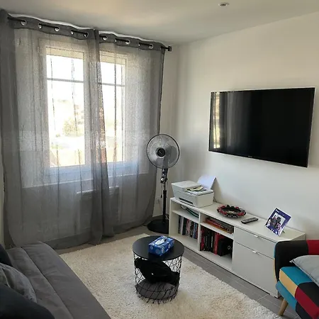 Apartamento T3 Proches Arenes *